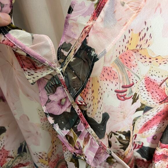 Estelle Women's Plus Size Wrap Dress Lily Print Size 1X 16W Pink Ruffle - Picture 6 of 10